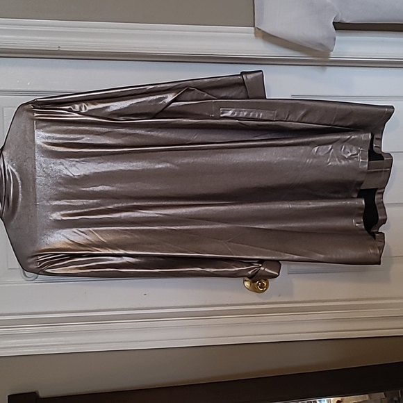 Linda Lundstrom Metallic Coat - Picture 4 of 6